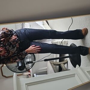 7 For All Mankind bootcut, 28